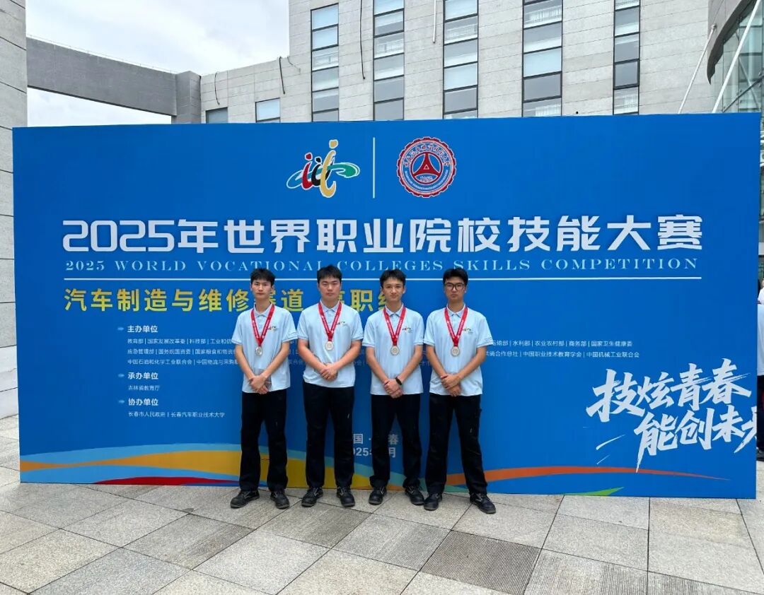d2b80039205b95a19b676ff62b4b424c.jpg
